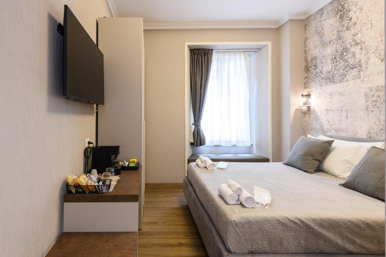 Hotel Castro Pretorio Roma Esterno foto