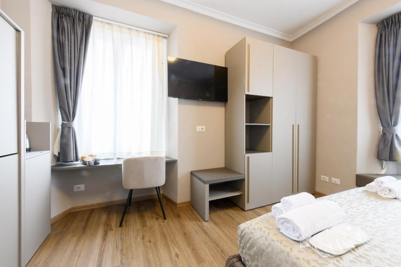 Hotel Castro Pretorio Roma Esterno foto